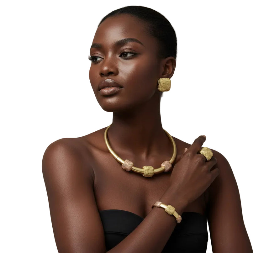 Three-Tone Textured Elegance