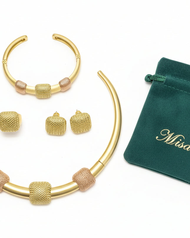 Three-Tone Textured Elegance
