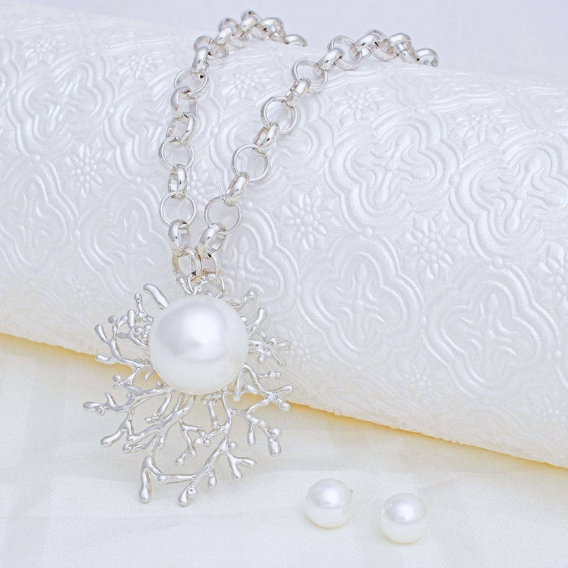 Pendant Branched Silver White Pearl Chain Necklace