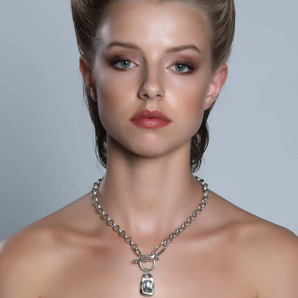 White Crystal Stone pendant Chain Necklace