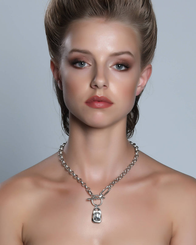 White Crystal Stone pendant Chain Necklace
