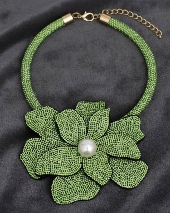 Brilliant Green Blooming Flower Choker Necklace