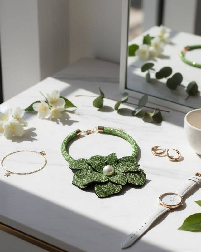 Brilliant Green Blooming Flower Choker Necklace