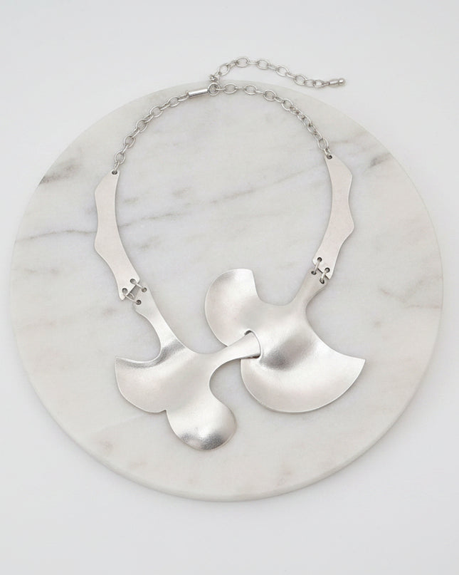 Antique Silver Plated Big Leafs Pendant Necklace